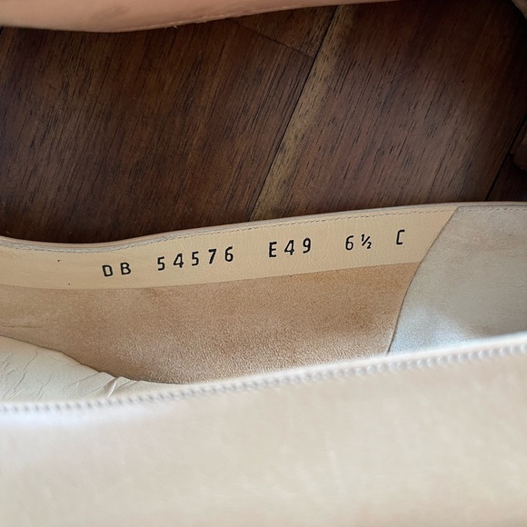 Salvatore Ferragamo heels - Picture 10 of 13